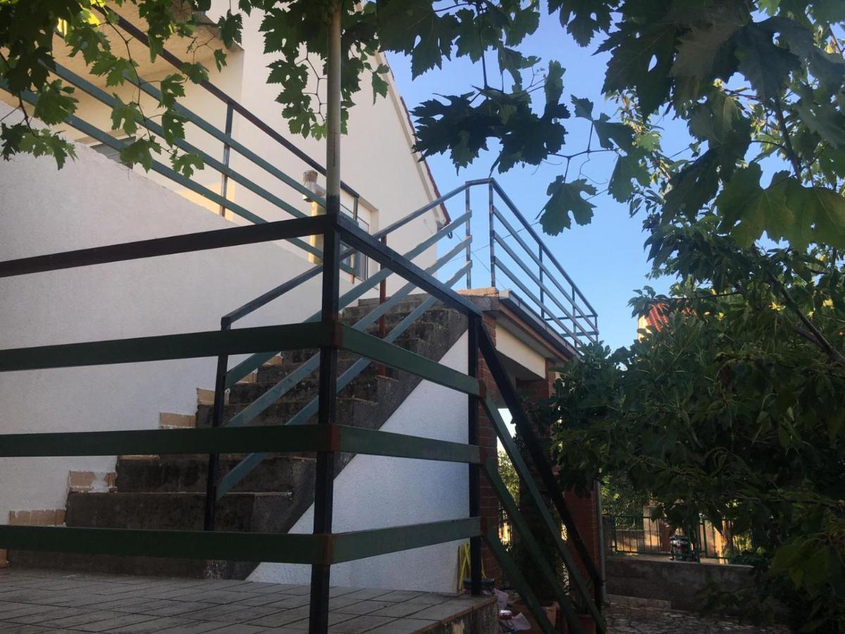 Ferienwohnung Apartman Anita Konjevrate Exterior foto